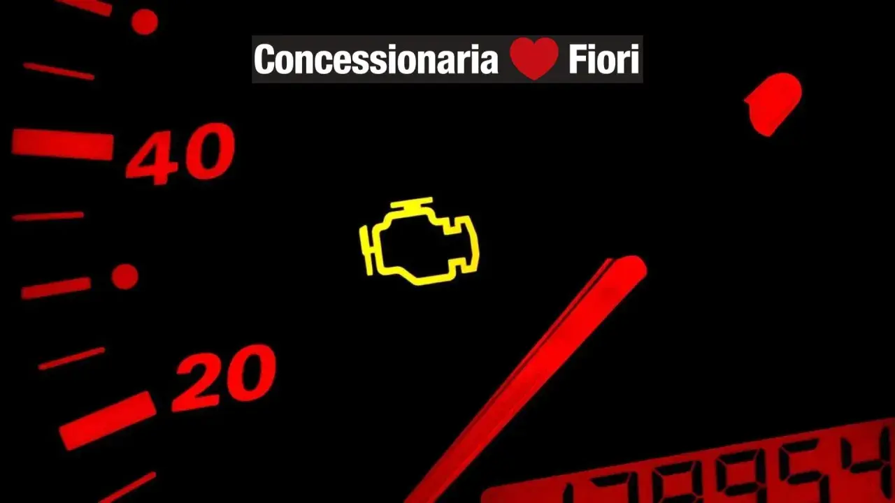 Spia gialla motore accesa su Fiat 500. Un elenco di possibili cause per questa spia è utile per la concessionaria Fiori.