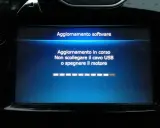 Aggiornamento Medianav Clio 4 gratis in corso. Non scollegare USB o spegnere il motore.